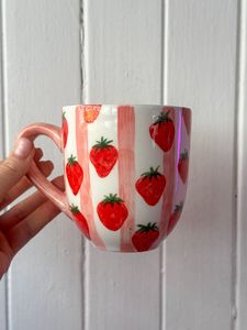 Red White Checkered Heart Ceramic <b>Mug</b> Retro Design Heat Resistant Dishwasher Safe Party Home Use - Product Image 3