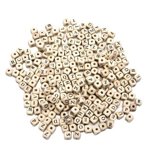 ลูกปัดผมรูใหญ่รูปร่างแบบกำหนดเองและลูกปัดไม้สีรูปทรงขนาดผลิตด้วยมือสินค้าอินเดีย - Product Image 1