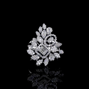 Anillo de Diamantes Cultivados en Laboratorio de Oro de 14K con Diseño Floral Ilusorio para Mujer, Anillo de Lujo con Certificado IGI, Regalo de Rodio, Anillo de Compromiso o Boda - Product Image 1