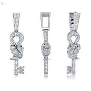 Pendentif Clé en Moissanite Ronde Taille Brillant Effet Givré, Argent 925, Breloques Micro-Luxe, Bijoux Cadeau, Collier Pendentif Hip Hop Personnalisé - Product Image 6