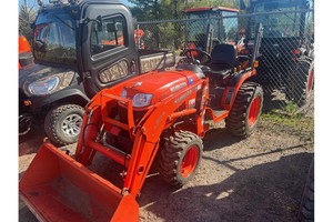 Componentes Principales del Motor para Tractor Compacto Diésel B2320 2WD de 25 HP con Transmisión por Engranajes, Color Rojo, 1 Año de Garantía, Uso Agrícola - Product Image 3
