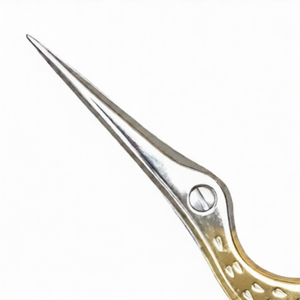 Ciseaux Stork 3,5 pouces en acier inoxydable, ciseaux à cuticules à pointe fine courbée, outil professionnel de soin des ongles - Product Image 3