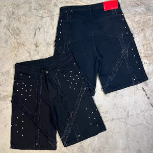 Pantalones Cortos de Mezclilla Personalizados de Alta Calidad Estilo Y2K con Parches Bordados Desgastados, Fabricante de Jorts Cargo para Hombre con Pedrería - Product Image 1