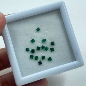 Émeraude Naturelle de Haute Qualité, Coupe Coussin, 1,22 Carat, 2MM, Verte, pour Bijoux Fins en Gros - Product Image 1