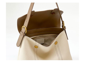 Mini sac à bandoulière en cuir pour femmes, style minimaliste à la mode avec fermeture à bouton pour un usage quotidien, 32x21x12cm - Product Image 3