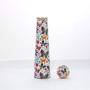 Bouteille d'eau en cuivre pur avec motif floral, certifiée ayurvédique pour la bonne santé, idéale pour les cadeaux d'affaires, nouvelle sortie certifiée - Product Image 3