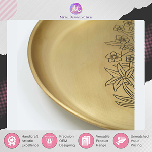 Assiette de service en laiton au design accrocheur, la plus vendue, pour la présentation d'aliments, de collations et de glaces, à un prix impressionnant en promotion - Product Image 4