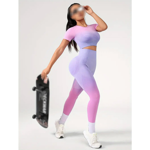 Ensemble de yoga écologique et solide à séchage rapide : Crop top et leggings taille haute, tenue de sport à manches courtes, ensemble coordonné 2 pièces - Product Image 3
