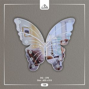 Venetian Motif Art Decor Wall <b>Mirror</b> Clear Reflection <b>Lightweight</b> Eco-Friendly Irregular Shape for Modern Interior Spaces India - Product Image 4