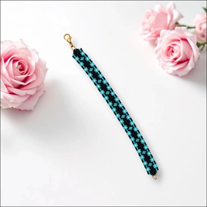 Pulsera de cuentas hecha a mano, caja de terciopelo negro, diseño exquisito y moderno, regalo para el Día de San Valentín - Product Image 4