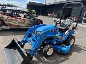 Tracteur utilitaire compact bleu LS Massey Ferguson 20 4x4 avec tondeuse autoportée, chargeur frontal, moteur diesel 4 temps, transmission par engrenages, haute productivité - Product Image 5