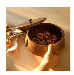 Boîte à chapati en bois avec couvercle en acier, pince à poignée, fait main, ronde, excellente qualité, vente en gros - Product Image 4