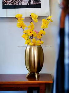 Vase de table moderne en forme ovale, finition laiton, écologique, fait à la main, pour la décoration intérieure, intérieur, extérieur, salon, balcon, Azora - Product Image 3