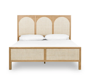 Cadre de lit en teck massif moderne Amangiri, tête de lit en rotin en forme d'arche, lit plateforme minimaliste, taille king, écologique, durable - Product Image 1