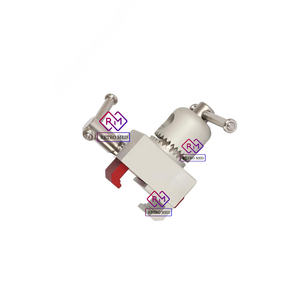 Pince de table médicale Marina pour bras Martins, utilisée dans les procédures chirurgicales pour rétracteurs, par MEDICAB INSTRUMENTS - Product Image 6