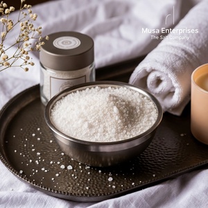 Sal de Baño del Himalaya Natural Blanca de Grano Fino Tallada, Ecológica, Suave, Mineral, para Terapia de Spa, Relajante, Cristal para Baño Corporal - Product Image 1