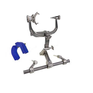 Système de fixation crânienne Mayfield à trois points pour neurochirurgie médicale avec barre d'extension pivotante en fer à cheval par Pentax - Product Image 1