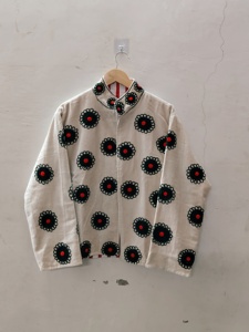 Chaqueta de Terciopelo Bordada para Mujer |   Chaqueta Floral Artesanal India |   Chaqueta de Terciopelo Hecha a Mano de Primera Calidad - Product Image 2