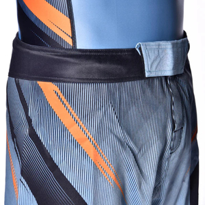 Shorts MMA bleu clair pour femmes avec imprimé noir et orange, évacuation de l'humidité, séchage rapide, légers, respirants, en polyester, coupe athlétique - Product Image 5