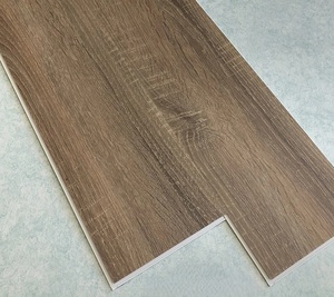 Suelo Vinílico Antideslizante ATTFloor de Vietnam, Solución Impermeable para Interiores, Ideal para Renovación de Hoteles y Proyectos de Mejora de Hostelería - Product Image 1