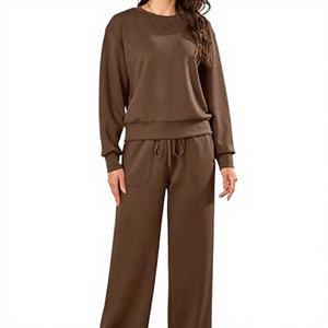 Ensemble de sport d'automne en coton pur pour homme et femme, taille élastique, imprimé uni, écologique, avec logo personnalisé - Product Image 2