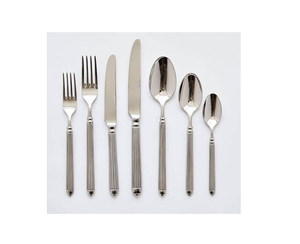 Juego de Cubiertos Desechables de Acero Inoxidable de Primera Calidad, 4 Piezas, Cuchillo, Tenedor y Cuchara, Acabado Pulido Reflectante, Apto para Lavavajillas, Sostenible - Product Image 3