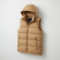 Veste matelassée imperméable à capuche pour les aventures par temps extrêmement froid, la randonnée, le camping et les sports de neige avec une protection robuste