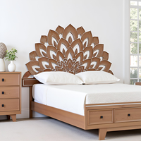 Meuble de chambre intelligent en bois sculpté à la main, motif lotus, taille King Size, finition blanchie naturelle, artisanal, éclairé, hauteur réglable, en MDF