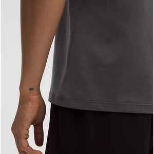 Débardeur pour homme en polyester 100% tricoté, respirant, à séchage rapide, écologique, noir, col rond, uni, sportif, pour la musculation et le fitness - Product Image 3