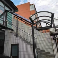 Auvent d'entrée en alliage d'aluminium courbé sur mesure, manuel, étanche, pour couloir extérieur, pour projets de bâtiments commerciaux