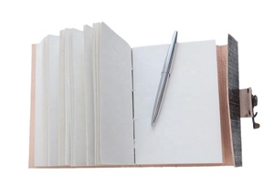 Carnet de notes en cuir A5 gaufré licorne, fait main, papier vintage, pour calligraphie, pour les amoureux des animaux - Product Image 6