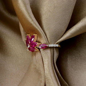 Bague florale en or jaune 14 carats avec rubis naturel et diamants pour femme |   Bijoux en pierres précieuses de coupe marquise, vente en gros, OEM, ODM - Product Image 5