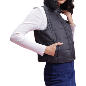 2027 Custom logo Sleeveless <b>Gilet</b> <b>Women's</b> Puffer Vest <b>Hooded</b> Zip up Lightweight <b>Padded</b> Coat Puffy Vest New Fashion Windproof - Product Image 2
