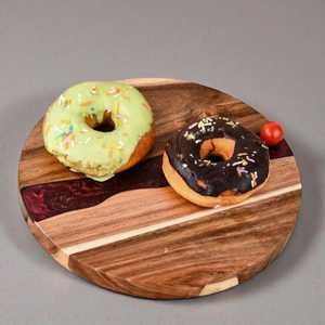 Planche à découper en bois artisanale, compatible lave-vaisselle et écologique - Product Image 5