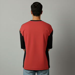 T-shirt oversize bicolore pour homme, logo personnalisé, manches contrastantes rouge et noir, streetwear, t-shirt épais à épaules tombantes - Product Image 3