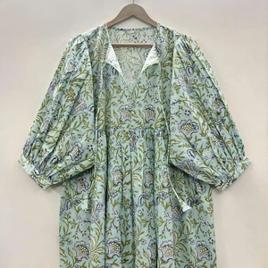 Blusa de Algodón Ecológico con Estampado Floral Hecho a Mano, Cuello en V, Manga 3/4, Volantes Hechos a Mano, Lavable, Resistente a las Arrugas, Cintura Natural - Product Image 4