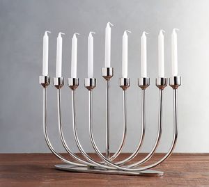 Ménorah/Hanukiah traditionnelle juive en aluminium – Support de bougies de Hanouka de haute qualité, durable et portable pour la décoration intérieure et les mariages - Product Image 6