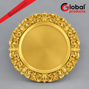 Assiette de présentation décorative en métal haut de gamme avec bordure gaufrée pour mariages, banquets et événements. - Product Image 1