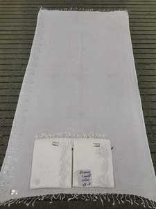 Châle en Viscose Blanc avec Bordure Florale en Strass et Franges à Pompons, Doux, Automne-Hiver, pour Femme, 115x200cm, Vente en Gros, OEM ODM Personnalisé - Product Image 3
