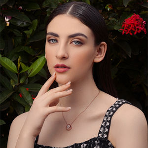 Collier pendentif en argent sterling 925 or rose élégant avec diamant pour femmes Bijoux fins Cadeau de mariage Fête Port quotidien Mode - Product Image 4