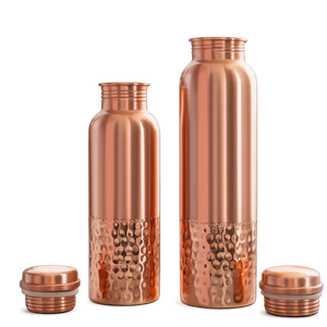 Juego de Botellas de Agua de Cobre Puro Premium, Botellas de Cobre Martillado a Mano, Botellas para Beber a Prueba de Fugas, Frasco de Cobre Ayurvédico con Tapa de Rosca - Product Image 1