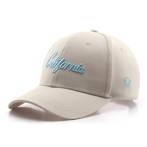 Service ODM 2026 : Casquette de baseball blanche 6 panneaux la plus demandée, imperméable, avec broderie personnalisée du logo en lettres rouges, ajustable par fermeture à pression - Product Image 5