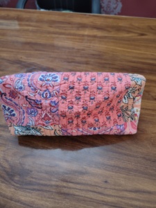Colorful Corn Husk Clutch Pouch Durable Cover Closure Soft Portable Wholesale Make up Pouch With Handle Lightweight Puffer - Product Image 1