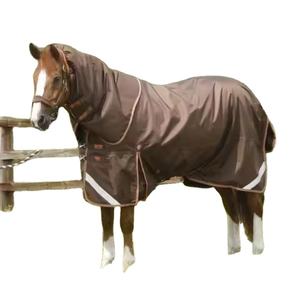 Elija alfombras de caballo impermeables económicas para el invierno hechas de poliéster de calidad con diseños personalizados elegantes - Product Image 1