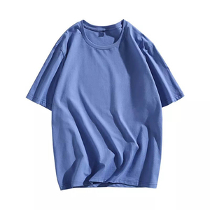เสื้อยืดคอกลมทรงเข้ารูปแขนสั้นผู้ชาย ป้องกันขนร่วง โลโก้ด้านหน้า แบรนด์ USWY ผลิตในปากีสถาน - Product Image 6