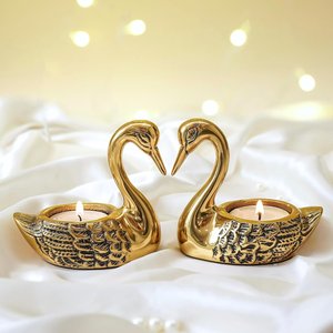 Candelabros de Metal con Forma de Cisne, Dorados, para Velas Cónicas, Centro de Mesa para Bodas y Hogar - Product Image 2