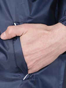 Ensemble coupe-vent professionnel pour homme de qualité supérieure OEM, veste à capuche imperméable et pantalon pour les voyages en plein air - Product Image 5