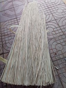 Bâtons de balai en noix de coco de qualité supérieure |   Matériel de nervures de feuilles séchées naturelles en gros du Vietnam - Product Image 1