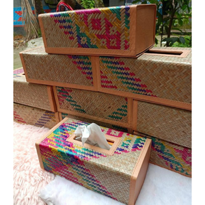 Porta pañuelos Shetal Pati hecho a mano, ecológico, étnico, sostenible, diseño tejido a mano natural, duradero y ligero. - Product Image 3