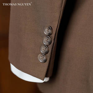 Costume de luxe pour homme marron terre - Ensemble 2 pièces sur mesure (veste et pantalon) |   Collection de couleurs naturelles - Product Image 3